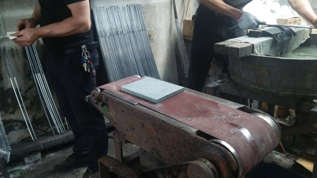Understanding Imitation Japanese Swords: A Look at Overseas Manufacturing