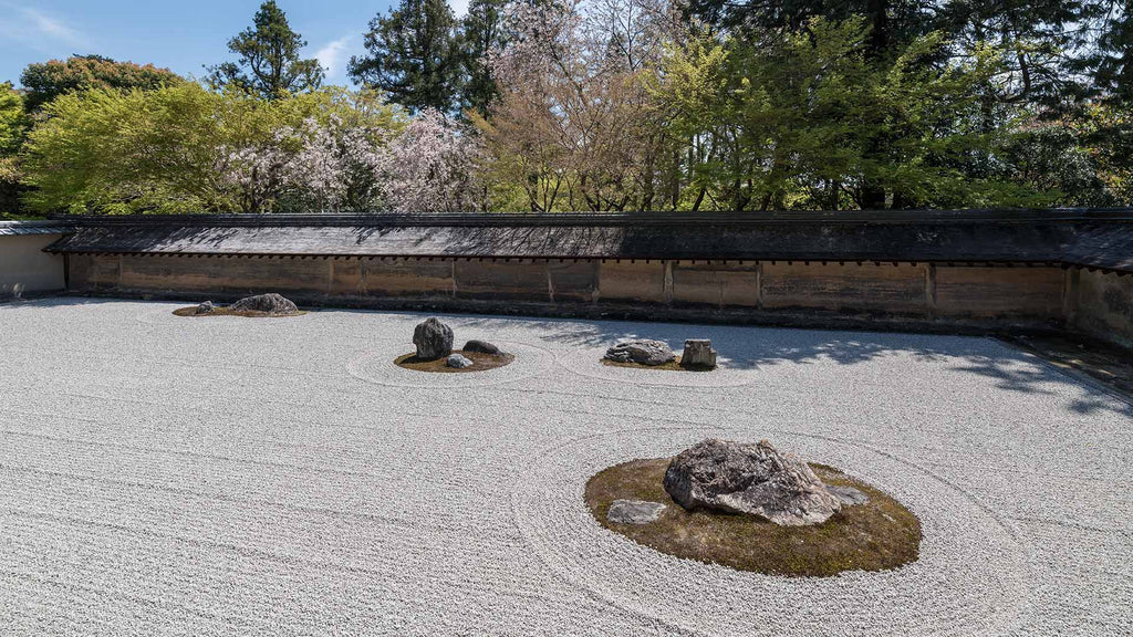 The Way of the Sword: Zen and Japanese Swordsmanship