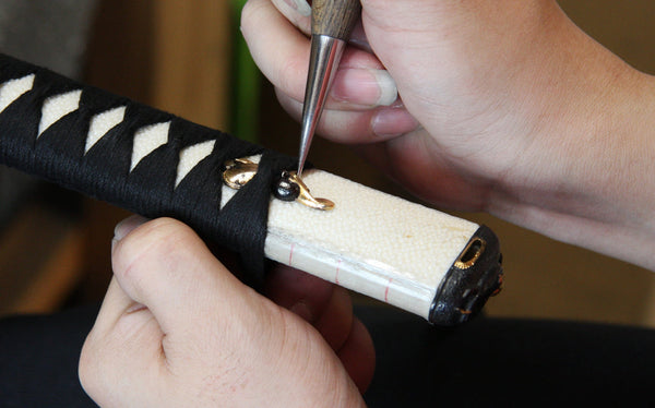 The Tsuka — How to Tell a Genuine Handle from a Factory-Made Imitation