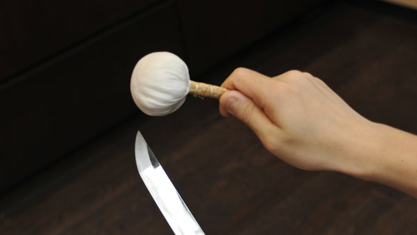 Should You Use Uchiko? — What Japan's Master Swordsmiths Actually Recommend, and Why It Depends on the Blade