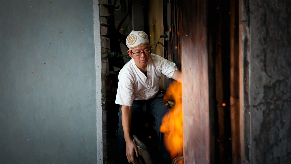 Modern Japanese Swordsmiths — A Living Tradition