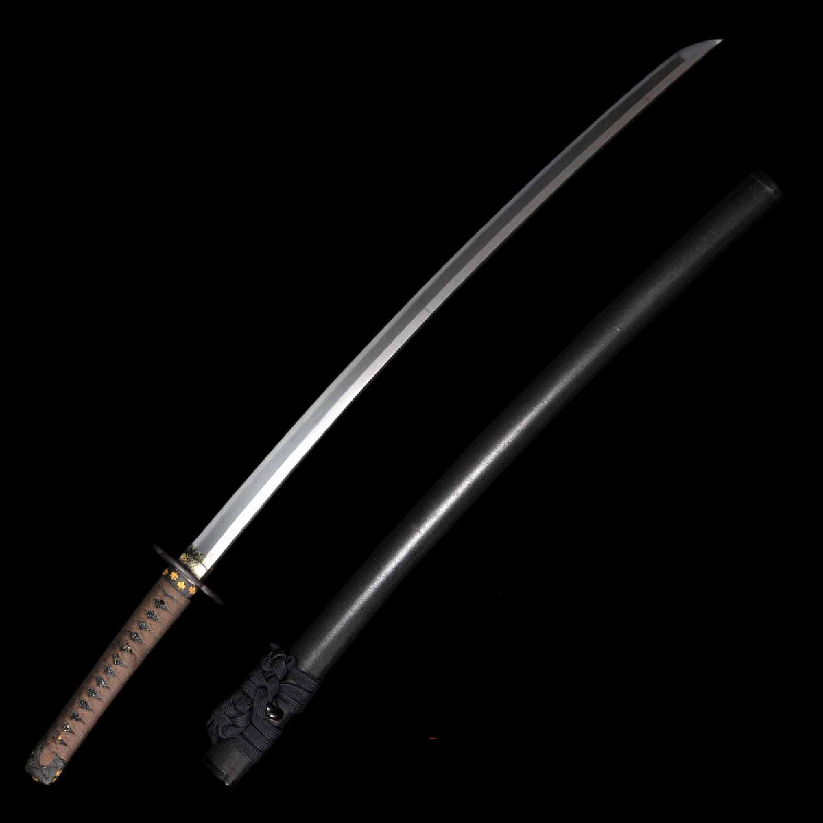 Belladonna bitta teshikda ikkita kamon oldi Belladonna bitta teshikda ikkita kamon oldi